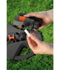 Gardena Viereckregner Aquazoom Compact -Günstig Gartenbedarf 4431920 WE DE 002 GardenaViereckregnerAquazoomCo