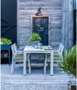 Dehner Stapelstuhl Stockholm -Günstig Gartenbedarf 6714695 6713820 WE MO 001 GruppeStockholm 1