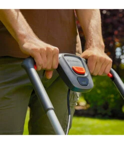 GARDENA Akku-Rasenmäher PowerMax 32/36V P4A Set -Günstig Gartenbedarf 6725931 WE MO 007 GARDENAAkkuRasenmaeherPowerMax3236VP4ASet 1